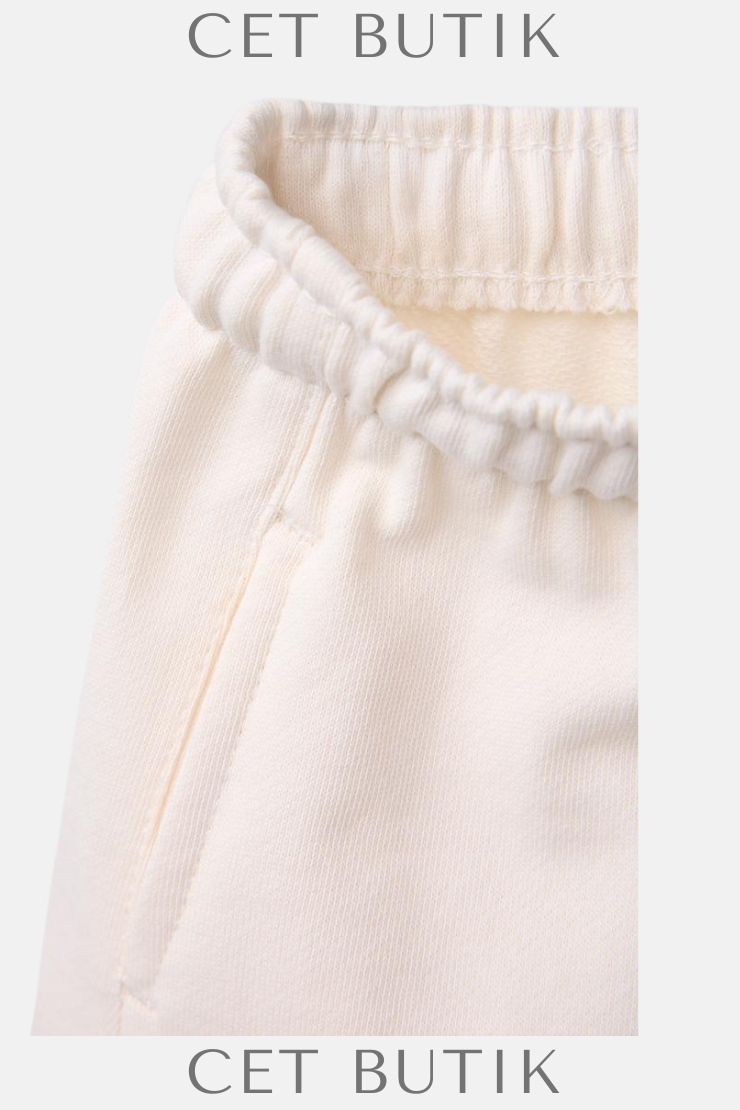 Erkek Çocuk Şort (Text Print Straight Plush Bermuda Shorts)