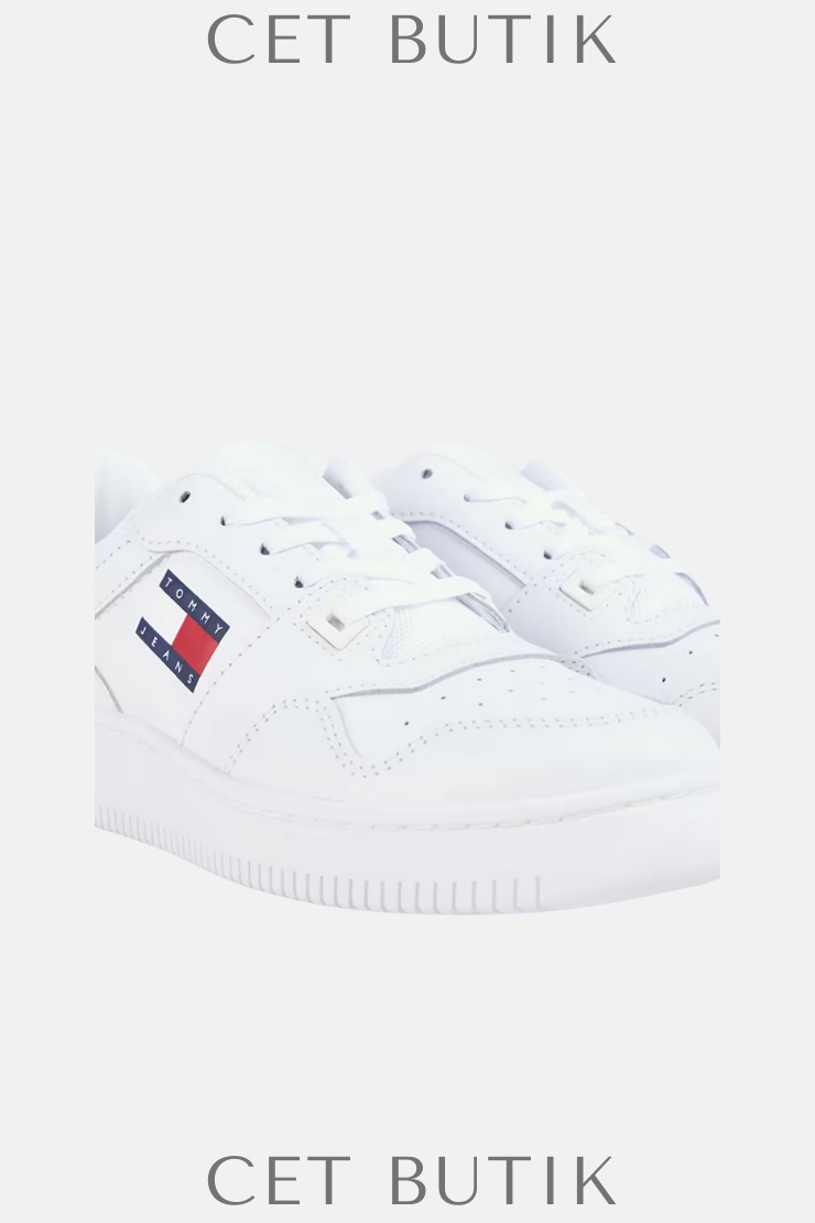 Tommy Hilfiger EN0EN02933 Beyaz Kadın Sneaker – Şık & Rahat Günlük Ayakkabı