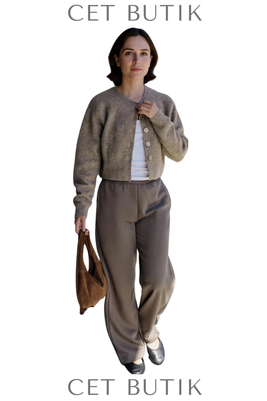 Zara Yumuşak Örgü Düğmeli Hırka – Metal Taba & Crop Detaylı Triko