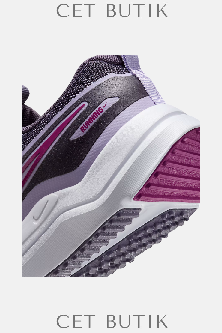 Nike Cosmic Runner Genç / Çocuk Yol Koşu Ayakkabısı