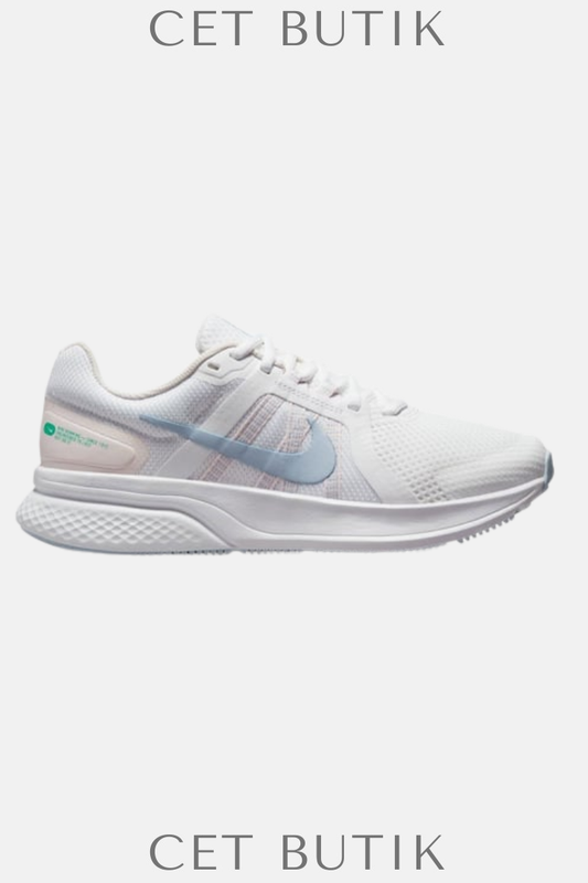 Nike Run Swift 2 Kadın Beyaz Koşu / Spor Ayakkabı