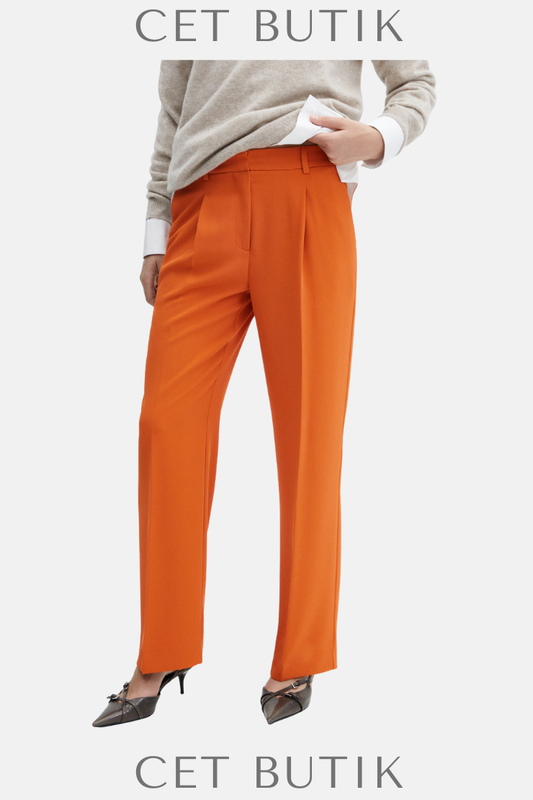Mango Outlet Russet Düz Kesim Pensli Pantolon