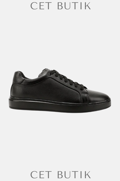 Siyah Hakiki Deri Sneaker – Kauçuk Tabanlı Günlük Stil