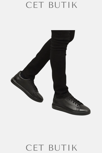 Siyah Hakiki Deri Sneaker – Kauçuk Tabanlı Günlük Stil